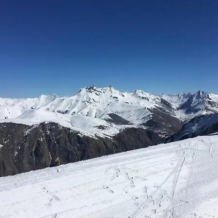 In Les 2 Alpes With Panoramic Views 레두잘프